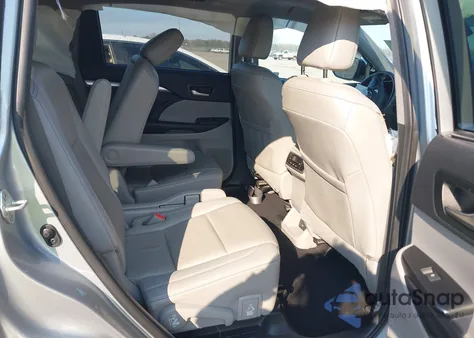 2019 Toyota Highlander Xle из США, поврежденный, VIN 5TDKZRFH3KS571059